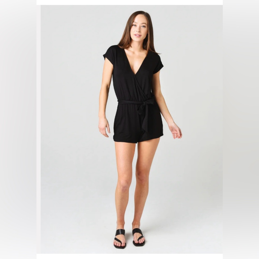 Z SUPPLY Women's The Claret Surplice Romper size S